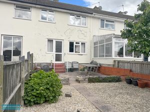 Rear elevation- click for photo gallery